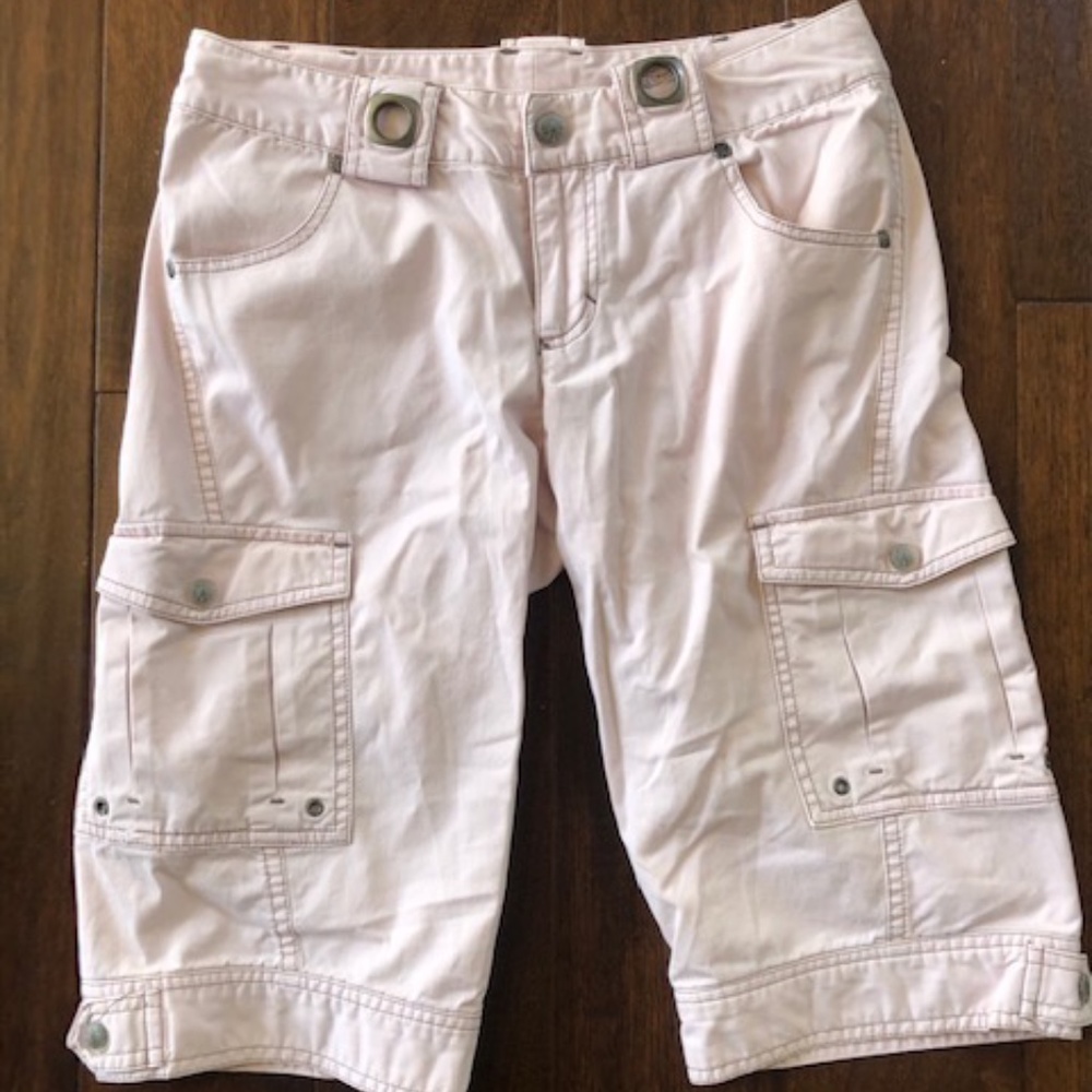 Athleta Kick It Cargo Shorts Size 4